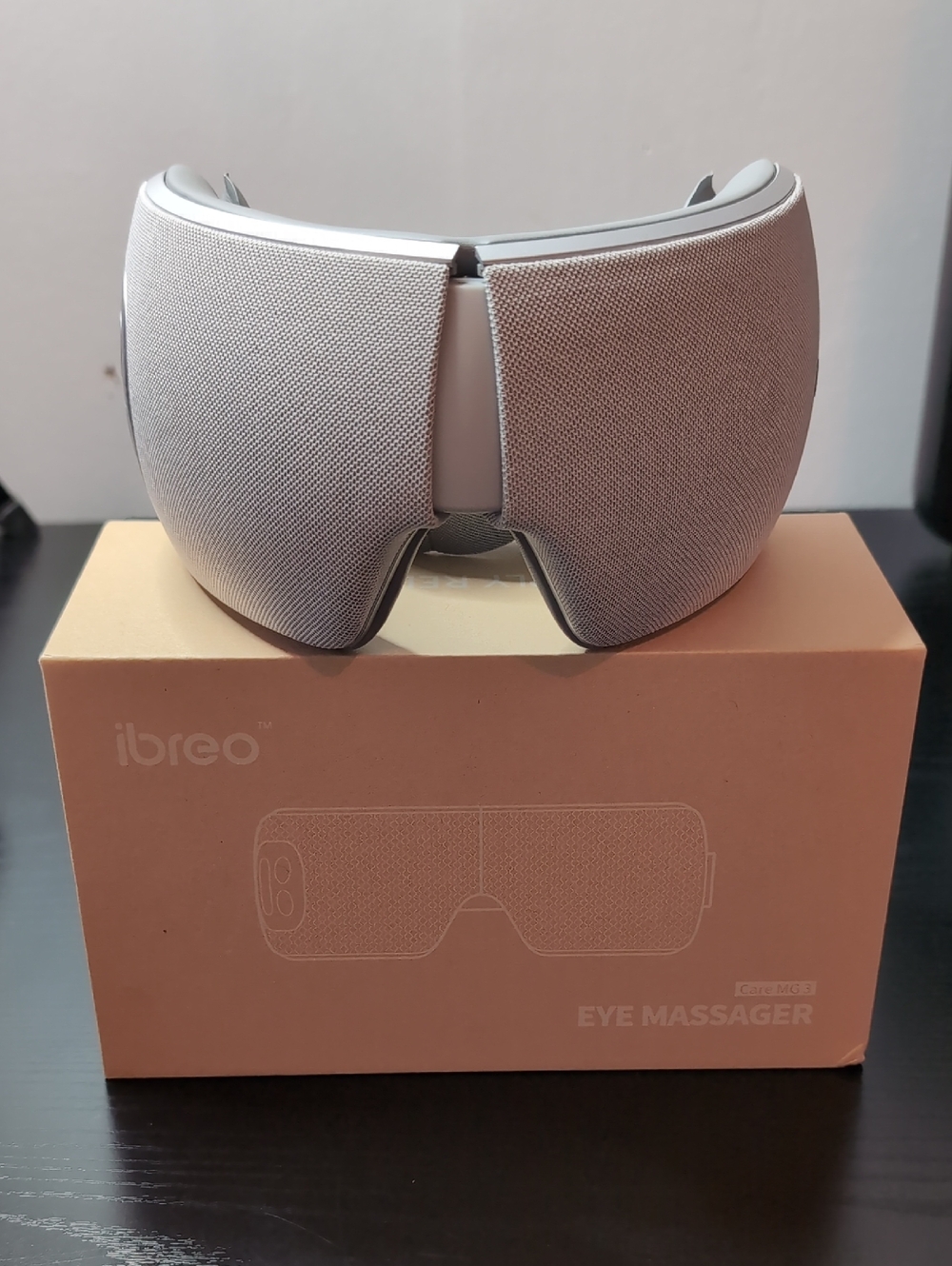 ibreo Eye Massager Care Mg3 in Light Gray For Migraines, Eye Care